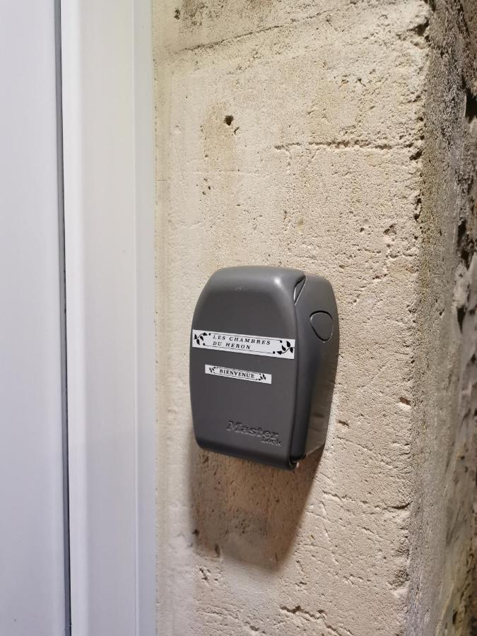 Les Chambres Du Heron Chevillon  المظهر الخارجي الصورة